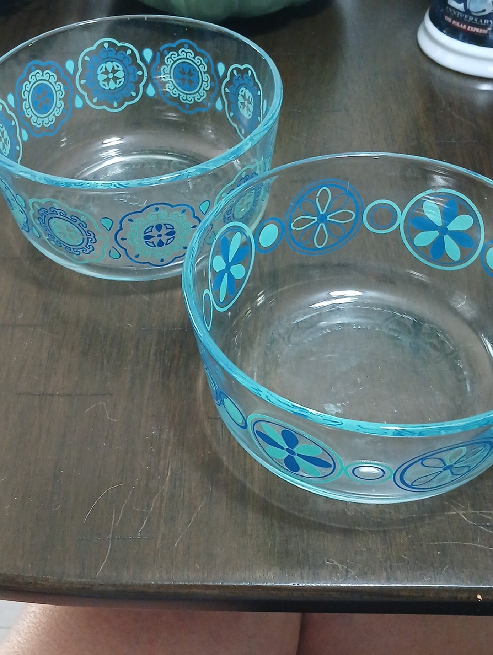 Set of 2 Vintage PYREX Blue Decorative Glass Bowls